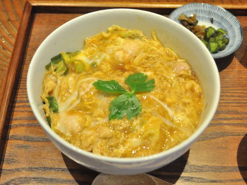 Oyakodon — Japanese quick meals recipe, served and ready to eat