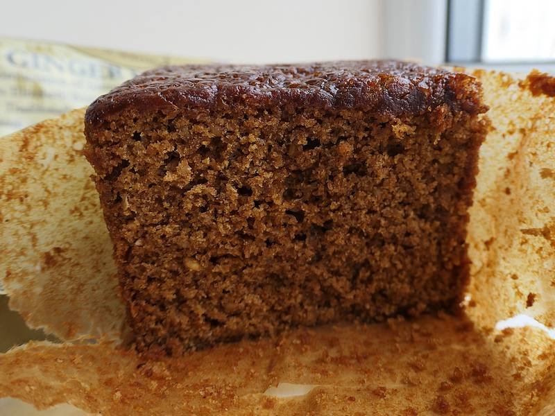 Yorkshire Parkin — British baking recipe, served and ready to eat
