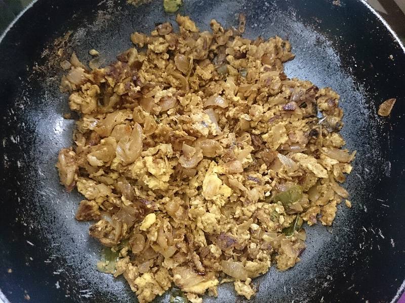 Parsi Akuri