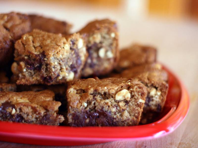Peanut Butter Blondies