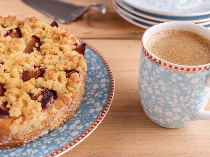 Plum Crumble