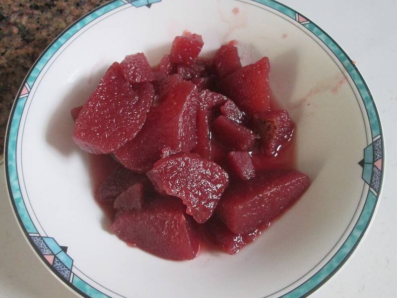 Poached Pears, a French dessert recipe