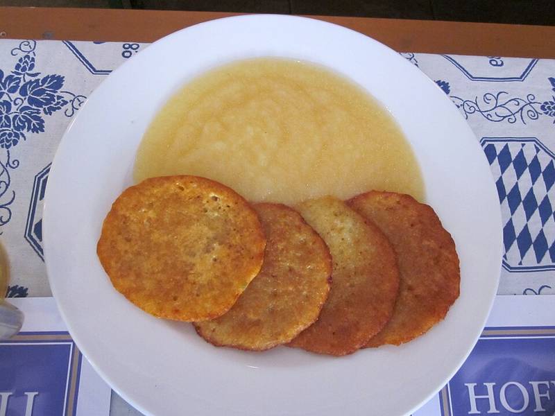 Potato Pancakes with Applesauce