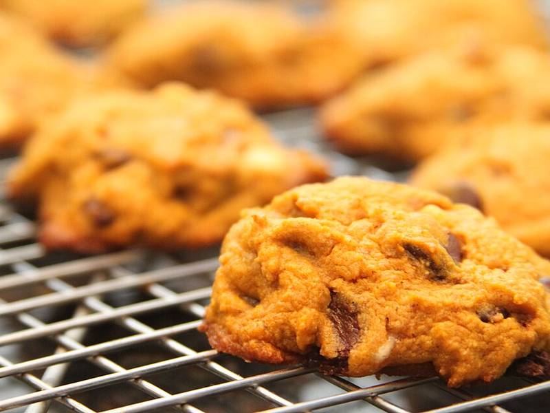 Pumpkin Chocolate Chip Cookies