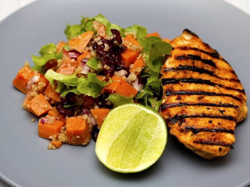 Lemon Herb Quinoa Salad — International healthy recipe, served and ready to eat