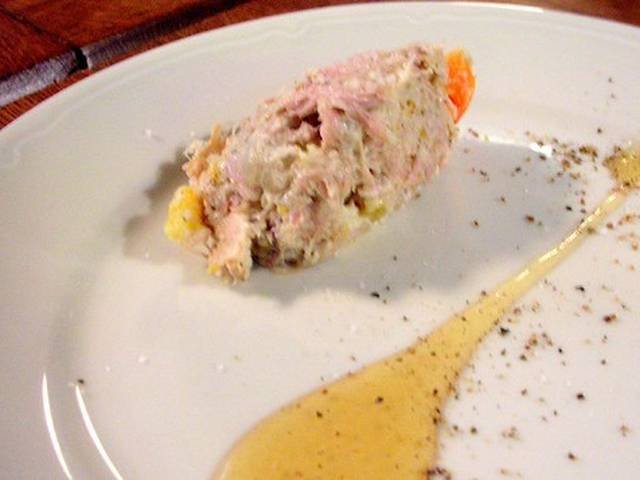 Ingredients and preparation for rillettes de porc