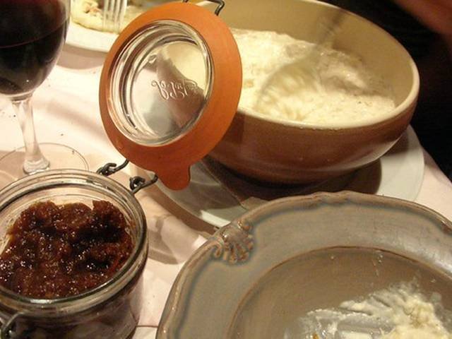 Ingredients and preparation for riz au lait