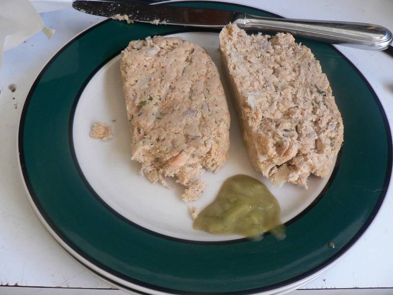 Salmon Loaf, an American dinner recipe — cheap salmon dinner