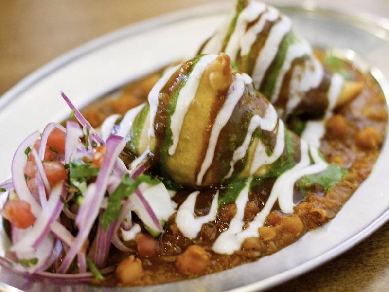 Samosa Chaat — Indian appetizers recipe, served and ready to eat