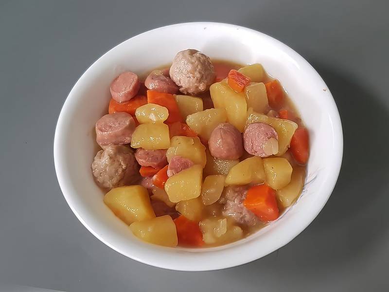 Sausage and Potato Traybake