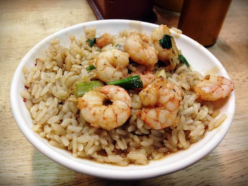 Shrimp and Rice Skillet, an American dinner recipe — kidney friendly shrimp and rice