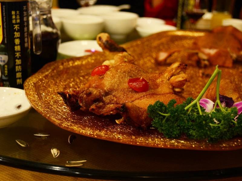 Siu Yuk — Chinese dinner recipe, served and ready to eat