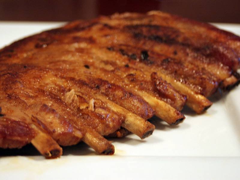 Slow Cooker Pork Ribs, an American dinner recipe — crock pot ribs