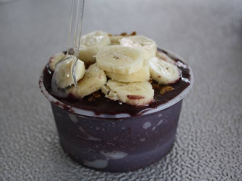 Berry Smoothie Bowl — International breakfast recipe, served and ready to eat