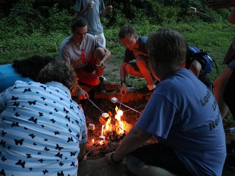 S'mores — American desserts recipe, served and ready to eat
