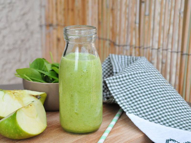 Spinach Pineapple Smoothie