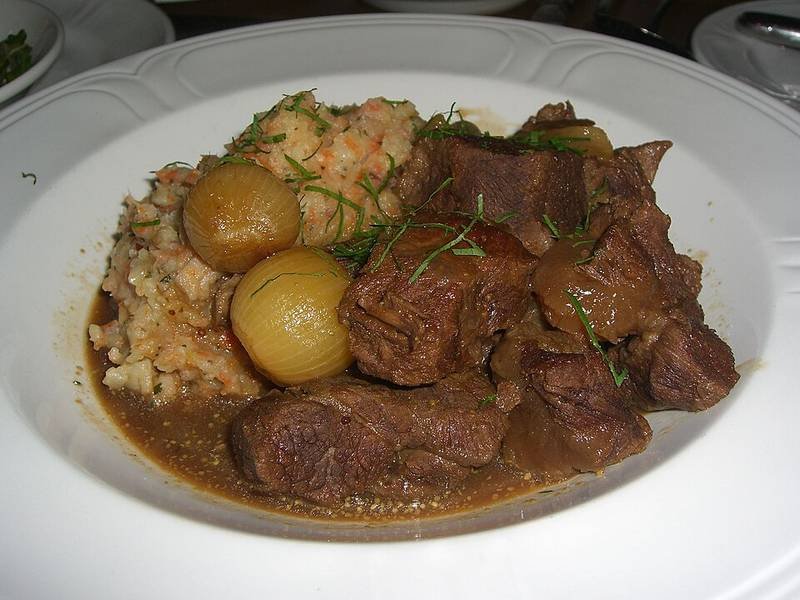 Stoemp — Belgian dinner recipe, served and ready to eat