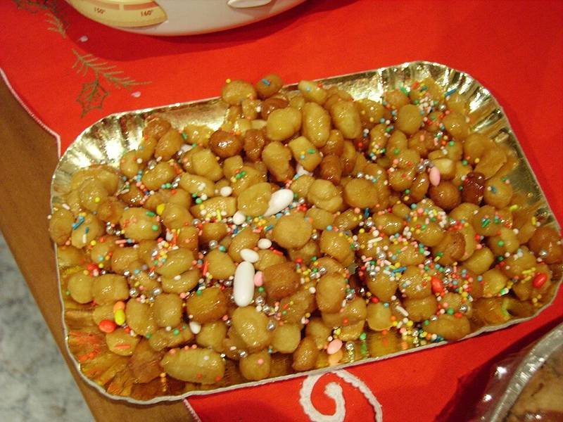Struffoli — Italian desserts recipe, served and ready to eat