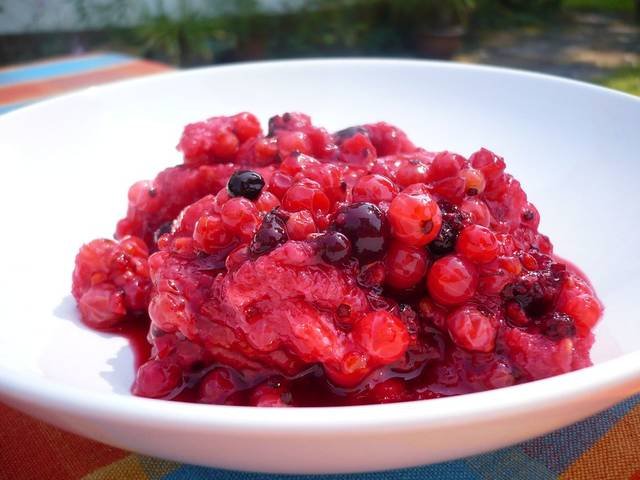 Ingredients and preparation for summer pudding