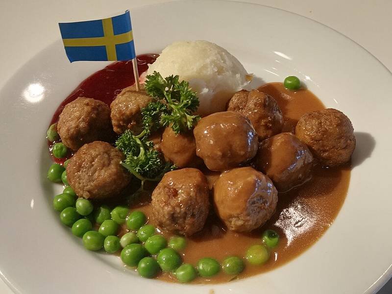Swedish Meatballs — Swedish dinner recipe, served and ready to eat