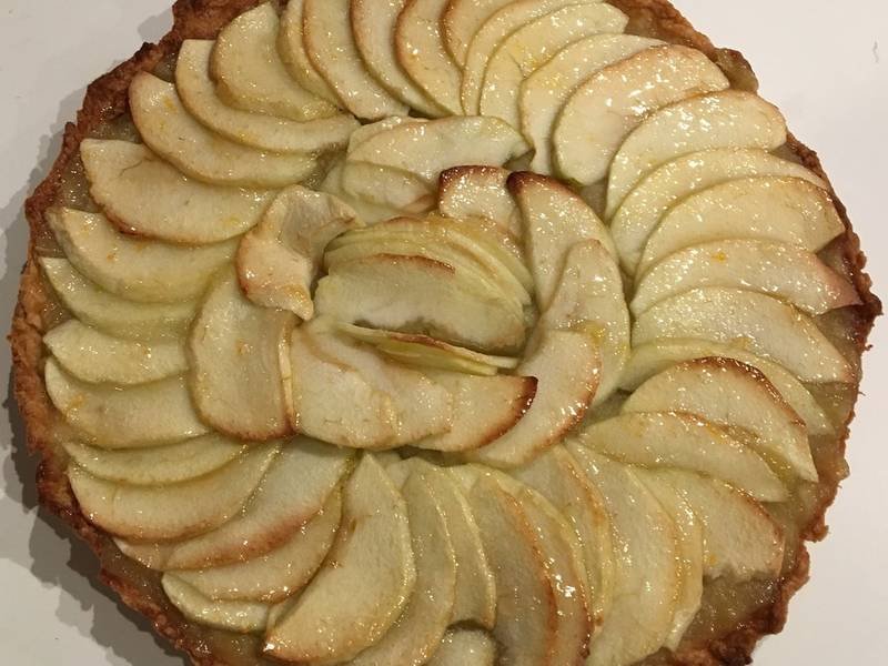 Tarte aux Pommes — French desserts recipe, served and ready to eat