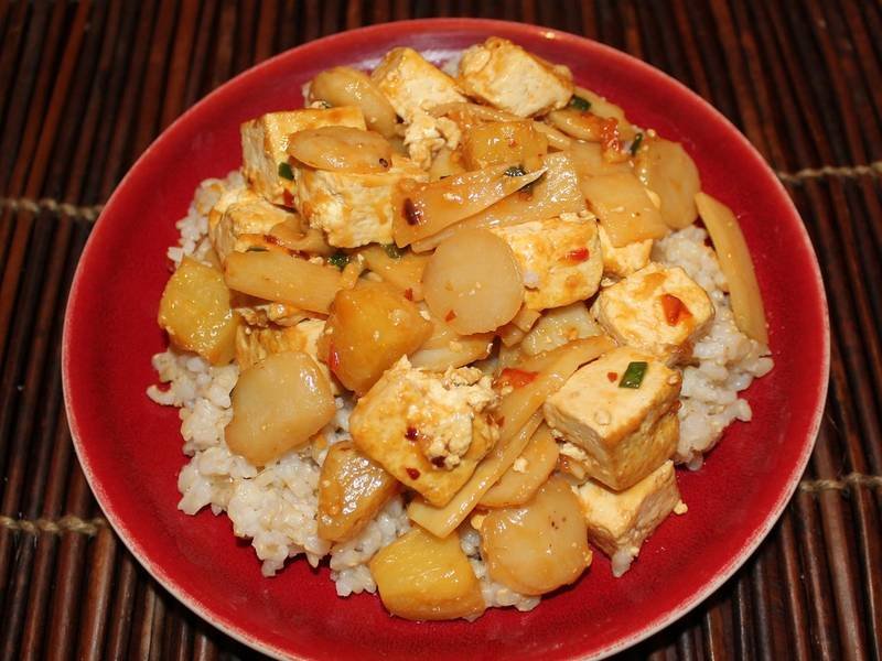Tofu Pineapple Stir-Fry, a Chinese dinner recipe — tofu pineapple stir fry