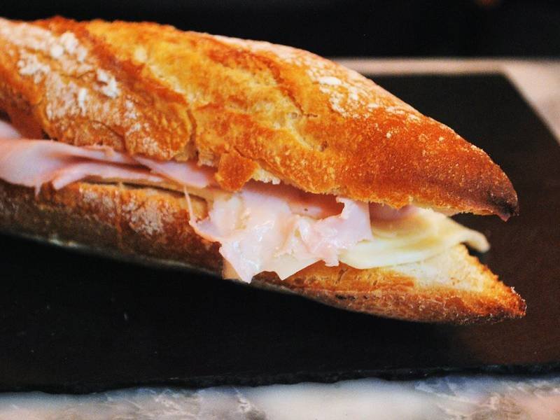 Turkey Sandwich, an American lunch recipe — turkey and cranberry sandwich