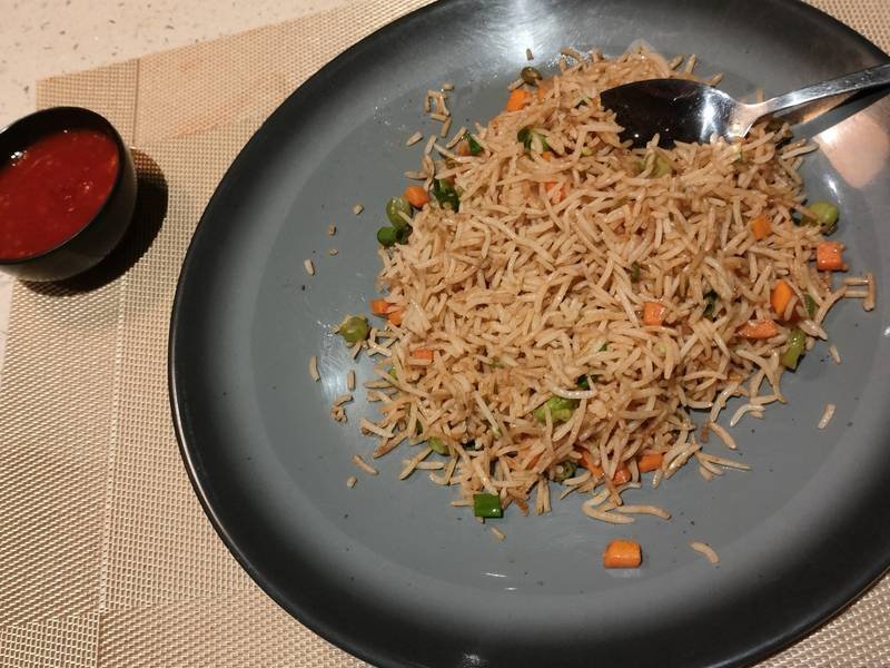 Vegetable Fried Rice, a quick Chinese meal recipe — egg fried rice with vegetables