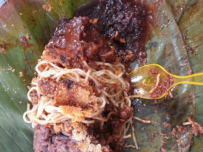 Waakye — Ghanaian lunch recipe, served and ready to eat